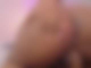 Live cam show with DeysiPotter - Black Dildo on CamwithHer