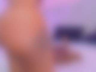 Live cam show with DeysiPotter - Black Blowjob on Mixed Magazine Live