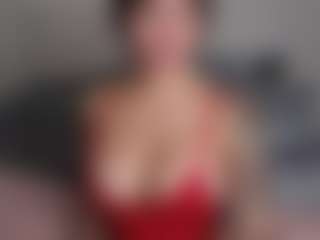 Live cam show with jazzyj - Brown Eyes on Uber Horny