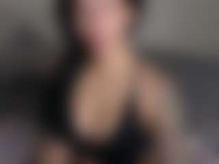 Live cam show with jazzyj - Brown Eyes Brown Hair on Camsoda