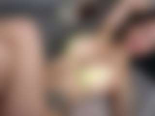 Live cam show with jazzyj - Bedroom Big Tits on Livezox