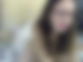 Live cam show with sylviafoxy - Green Eyes on CamClone