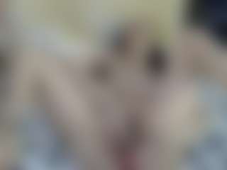 sylviafoxy's Live Sex Cam Show