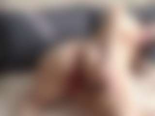 sylviafoxy's Live Sex Cam Show
