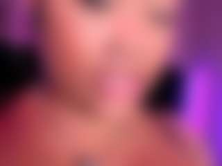 Live cam show with Lovely Zylah - Gamer Red Hair on Cam Slut