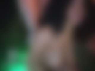Live cam show with LOVELYS ROOM - Ebony Toys on sexytreat.net