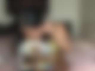 Live cam show with your favorite mixed girl - Twerk Latina on fapnchat