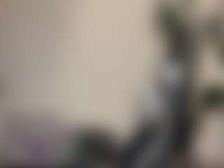 4'11 petite and curvy mixed girl's Live Sex Cam Show