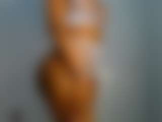 TasteThePeach's Live Sex Cam Show