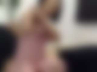 TasteThePeach's Live Sex Cam Show