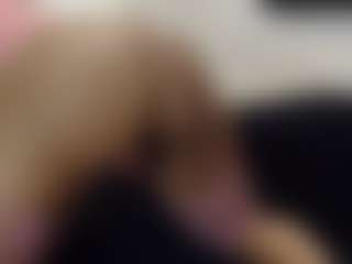 TasteThePeach's Live Sex Cam Show
