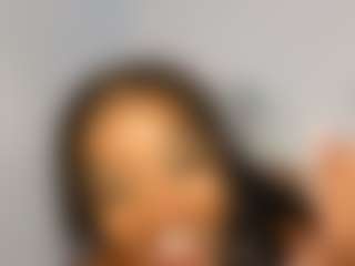 TasteThePeach's Live Sex Cam Show