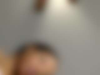 TasteThePeach's Live Sex Cam Show