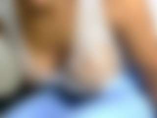 TasteThePeach's Live Sex Cam Show