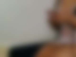TasteThePeach's Live Sex Cam Show