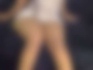 TasteThePeach's Live Sex Cam Show