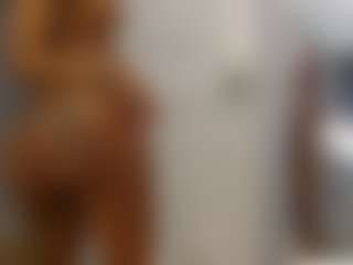 TasteThePeach's Live Sex Cam Show