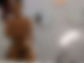 Live cam show with TasteThePeach - Ebony Toys on TeamSkeetLive