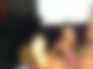 Live-sekscamshow van TasteThePeach
