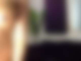 TasteThePeach's Live Sex Cam Show
