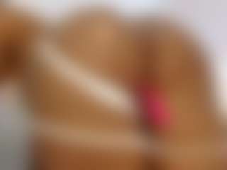 TasteThePeach's Live Sex Cam Show