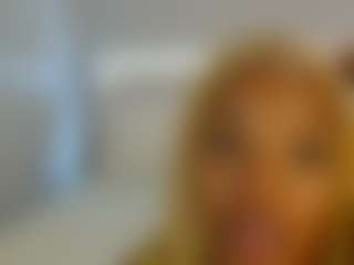 TasteThePeach's Live Sex Cam Show