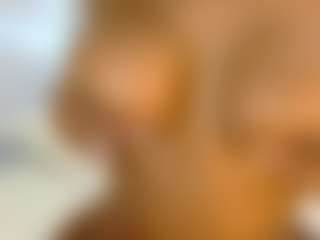 TasteThePeach's Live Sex Cam Show