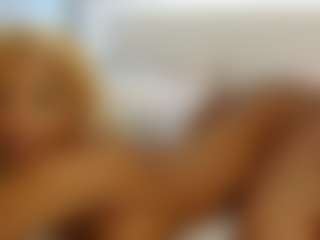 TasteThePeach's Live Sex Cam Show