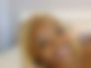 TasteThePeach's Live Sex Cam Show