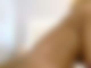 TasteThePeach's Live Sex Cam Show