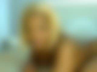 Live cam show with TasteThePeach - HD Toys on madthumbs
