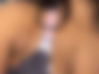 TasteThePeach's Live Sex Cam Show