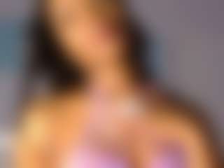 Live cam show with TasteThePeach - Black BBW on Camsoda