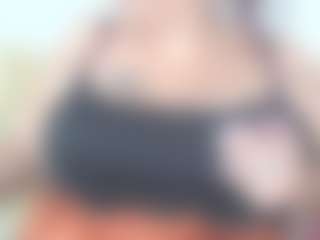 Live cam show with Birdie - Granny MILF on studioflirtlive.com