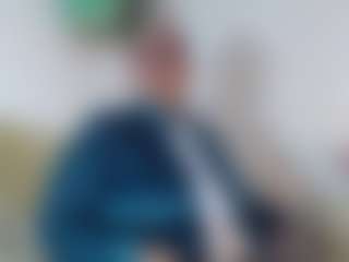 Live cam show with Birdie - Granny on Camiplay Live