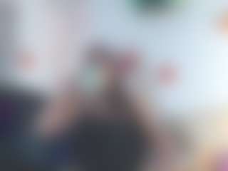 Live cam show with Birdie - Brown Hair MILF on Cam Slut