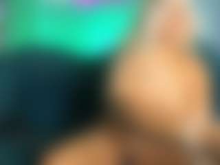 Live cam show with riri-brunnete - Ebony on livesuperchat.net