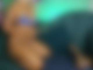 Live cam show with riri-brunnete - Ebony on hrnylive.com