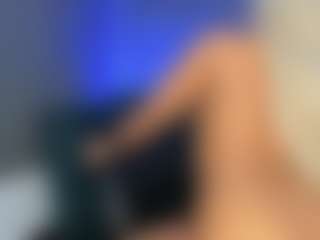 riri-brunnete's Live Sex Cam Show