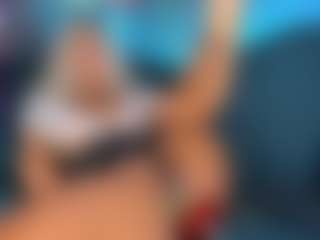 riri-brunnete's Live Sex Cam Show