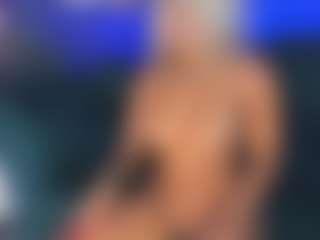 riri-brunnete's Live Sex Cam Show