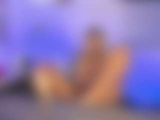 riri-brunnete's Live Sex Cam Show