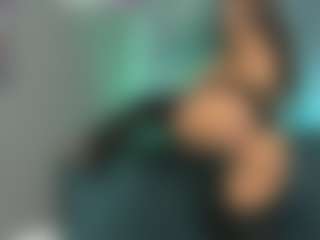 Live cam show with riri-brunnete - Black Squirt on liverealitysex.com