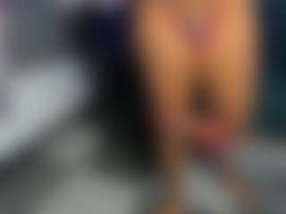 Live cam show with riri-brunnete - Solo on Cam Slut