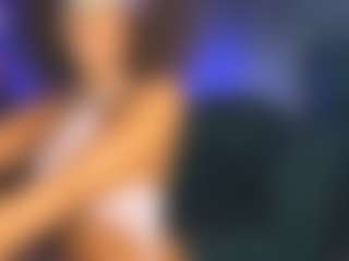 Live cam show with riri-brunnete - Public Ebony on CamSodaAdn