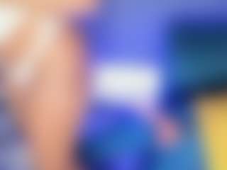 Live cam show with riri-brunnete - Public Black on x69.live
