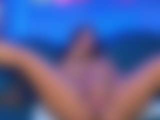 Live cam show with riri-brunnete - Ebony on TeamSkeetLive | colombia