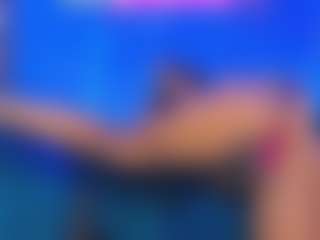 riri-brunnete's Live Sex Cam Show