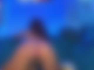 riri-brunnete's Live Sex Cam Show