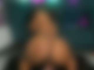 riri-brunnete's Live Sex Cam Show